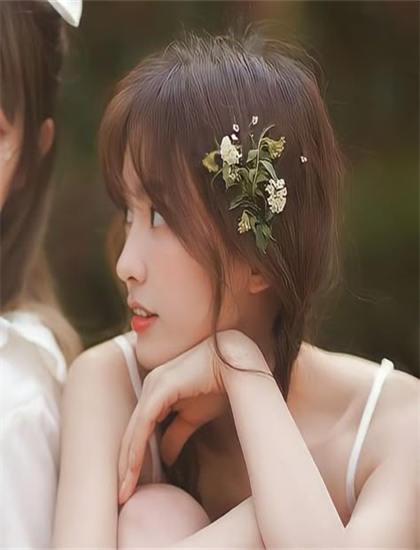 文化分析：《恋人の添い寝美东澪》中的场景的环境描写与情绪烘托 理解文化认同的建构过程